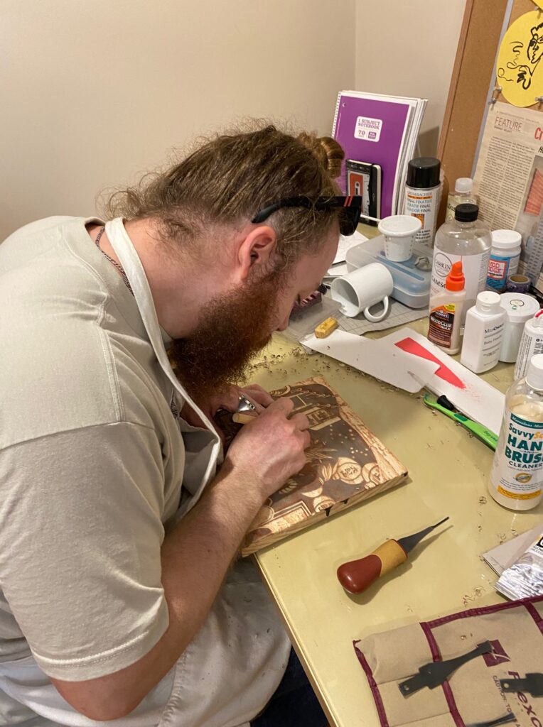 Alex carving block